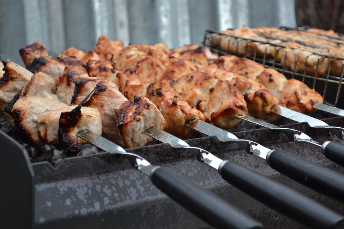 Pulled beef op de kamado - low and slow gerookt runderriblap recept
