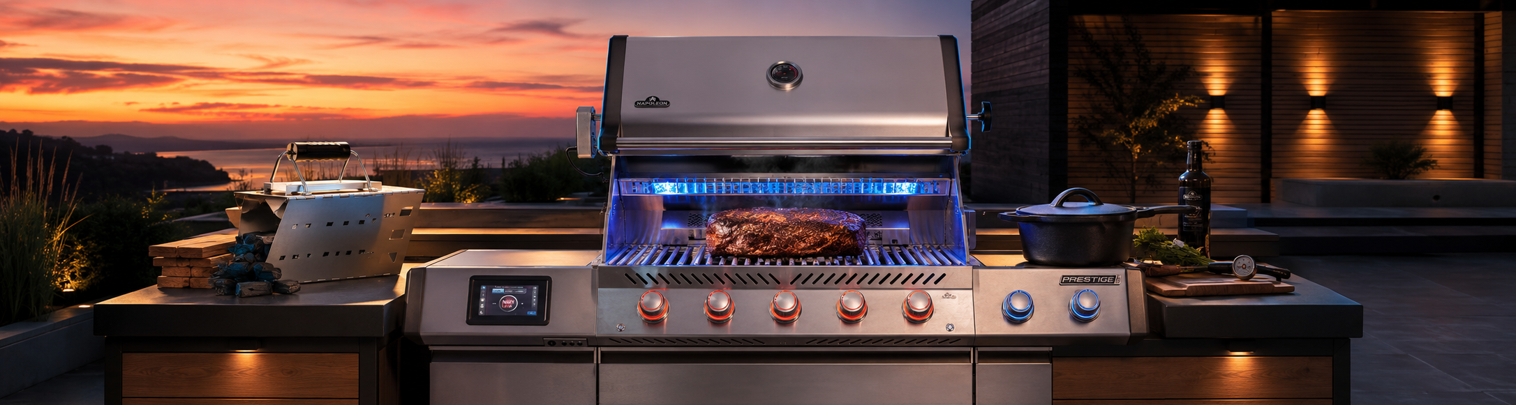 Napoleon Prestige gasbarbecue op buitenkeuken met accessoires en marinade — officieel Napoleon dealer BBQ Shop Harmelen in Harmelen
